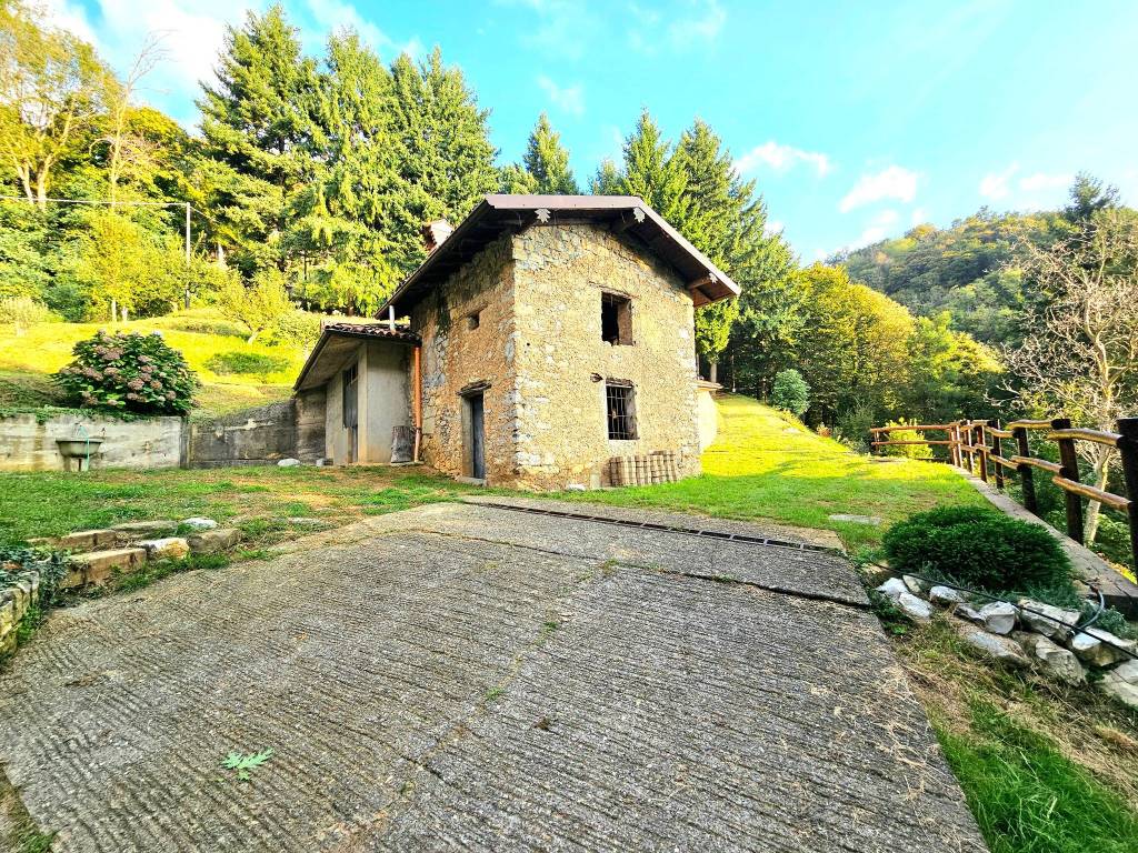 Rustico | Via Gaetano Buttinoni, Almenno San Salvatore