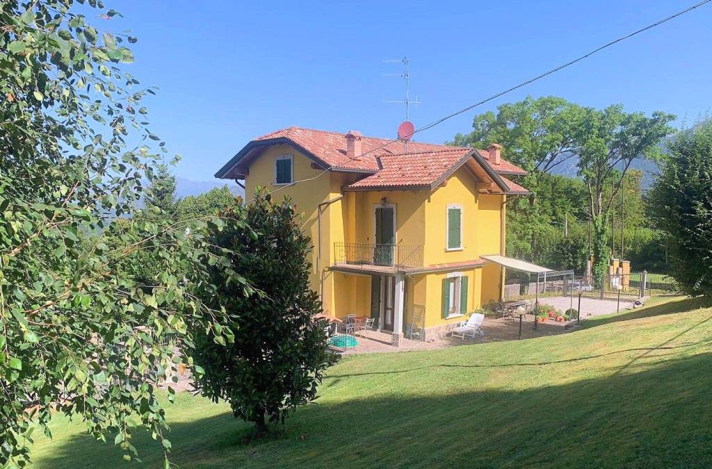 Villa | Via Cardo, Selvino