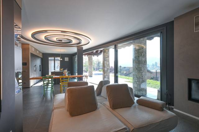 Salone